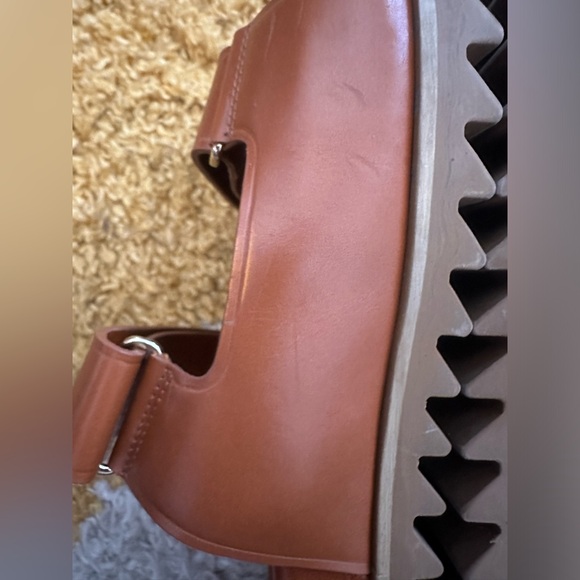 GORGEOUS Cognac leather Tamara Mellon Sandals - adjustable two straps! - Picture 3 of 6